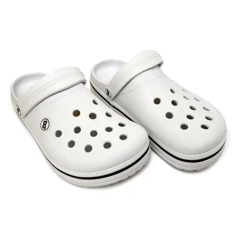 Сабо женские dagostyle закрытый носок 24,5-25 см р. 39 Белый  (420-1-39)