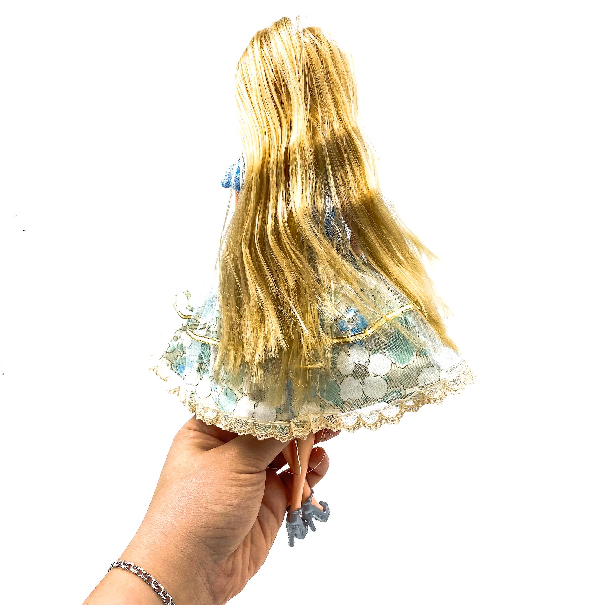 Лялька TK Group 30 см Снігова Принцеса з довгим волоссям та аксесуарами (109639) - фото 6 Лялька TK Group 30 см Снігова Принцеса з довгим волоссям та аксесуарами (109639) - фото 6