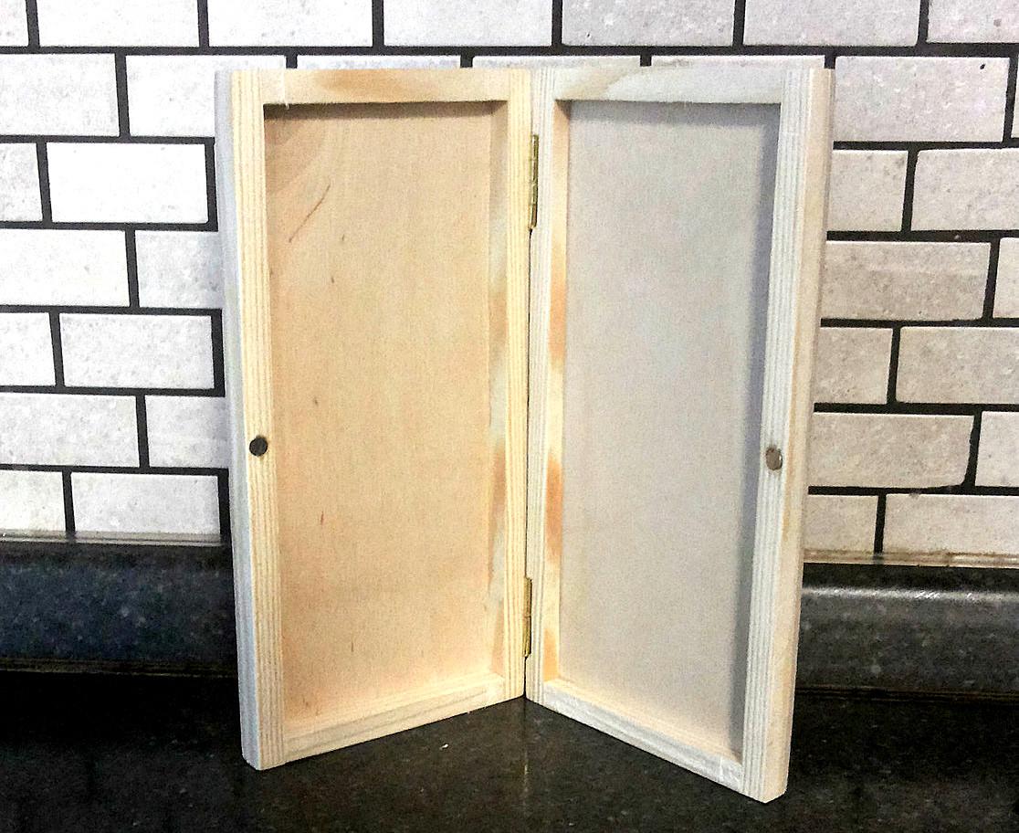 Купюрница деревянная из дерева Блумфонт 3 Бланже (КПР-300601) Купюрница деревянная из дерева Блумфонт 3 Бланже (КПР-300601)