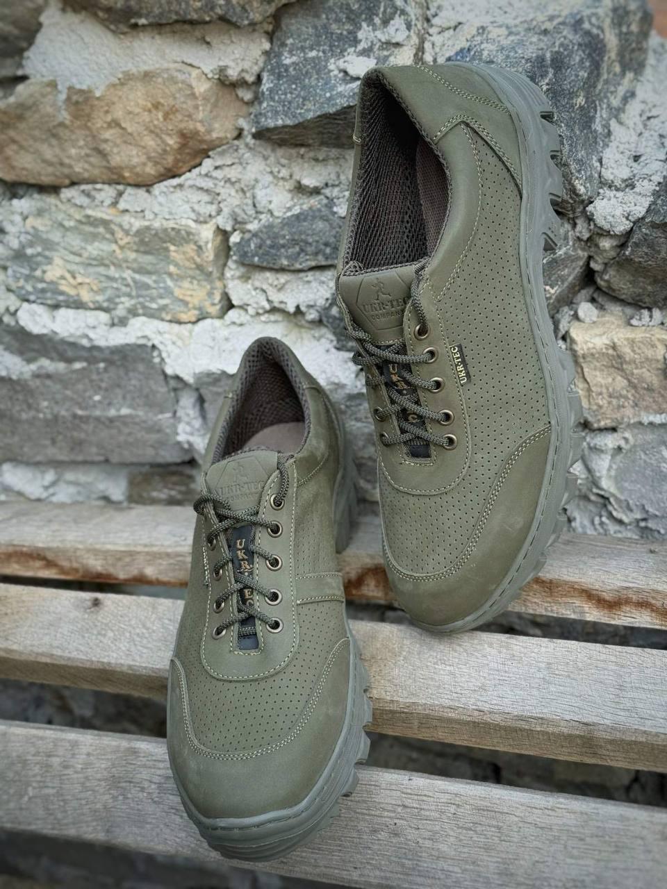 Кросівки Велетні з перферованої шкіри р. 47 Олива (0931-47) - фото 3