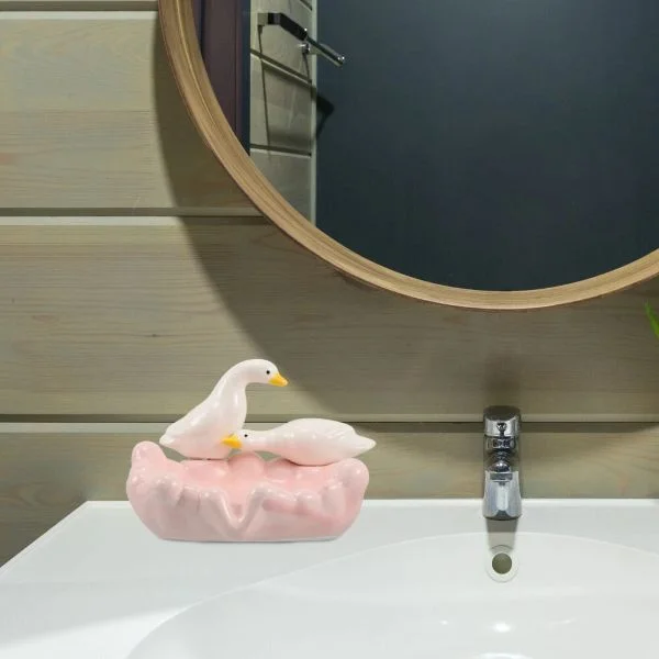 Мыльница с двумя Q00586 Гусаками 15,3х11,5х12 см - фото 10 Мыльница с двумя Q00586 Гусаками 15,3х11,5х12 см - фото 10