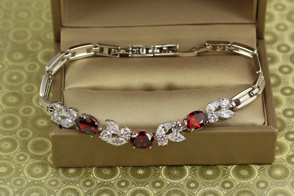 Браслет Xuping Jewelry Звездопад с красными камнями 17,5 см Серебристый (31115881)