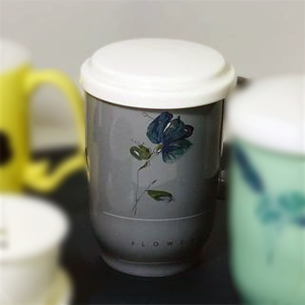 Чашка Ароматный чай с крышкой и керамическим ситечком 450 мл Серый (21-сір-O8030-54) - фото 5 Чашка Ароматный чай с крышкой и керамическим ситечком 450 мл Серый (21-сір-O8030-54) - фото 5