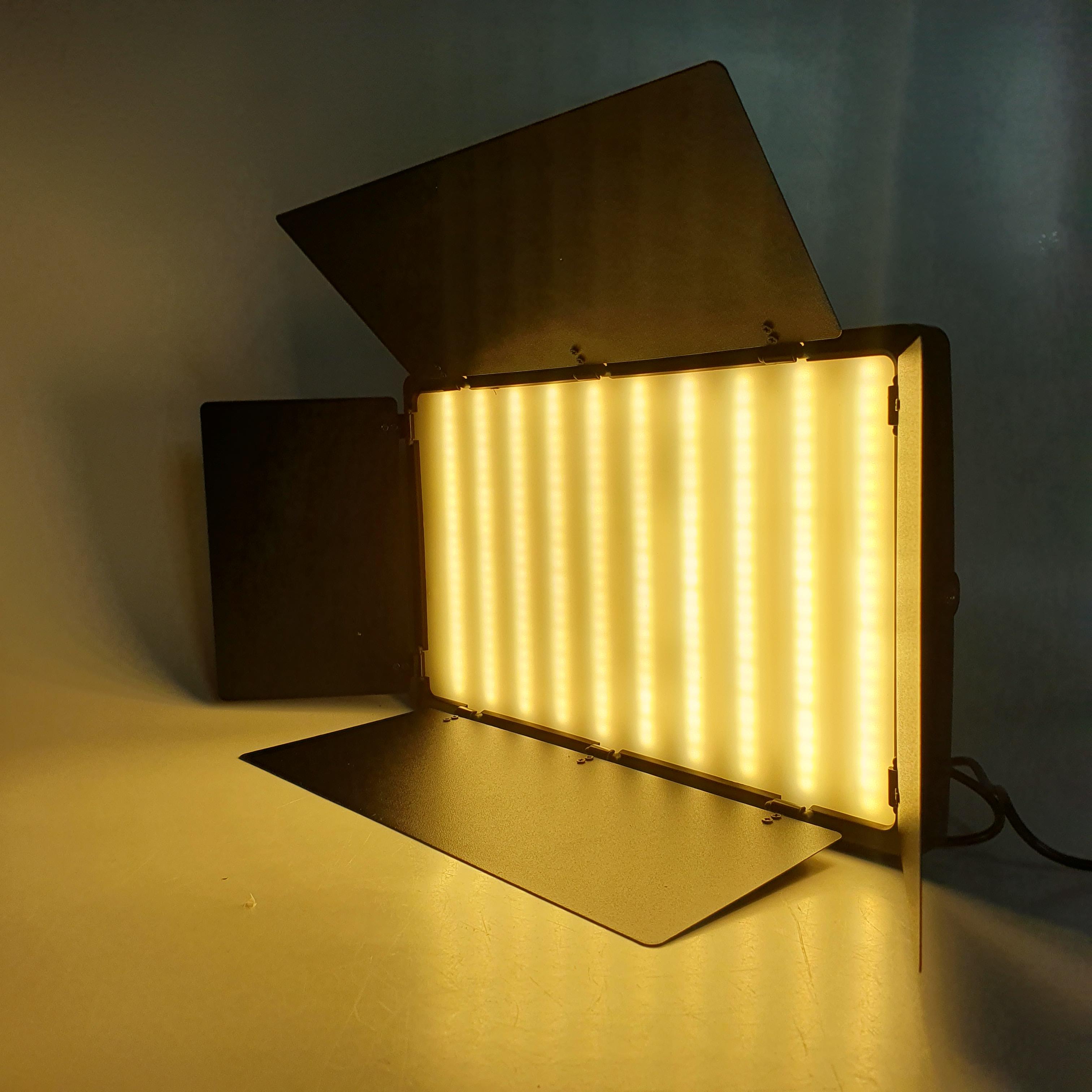 Прожектор RGB 800LED UE-800 - фото 3 Прожектор RGB 800LED UE-800 - фото 3