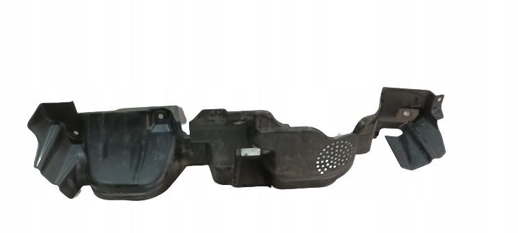 Накладка решетки радиатора Mitsubishi ASX/Outlander Sport 13-15 дефлектор радиатора 6400C949 (184819991)