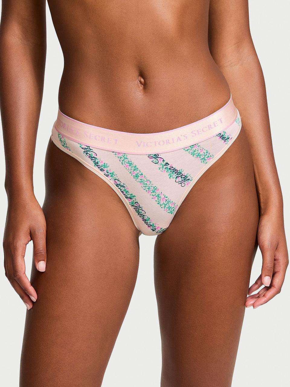 Трусики женские Victoria's Secret Logo Thong XS Розовый (2403576632)