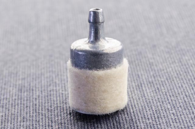 Фільтр паливний для бензопил серії 4500-5200 4,5 мм (0179)