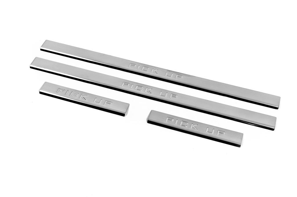 Накладки на пороги Carmos V3 для Nissan NP300 1999-2015 нержавеющая сталь Хром