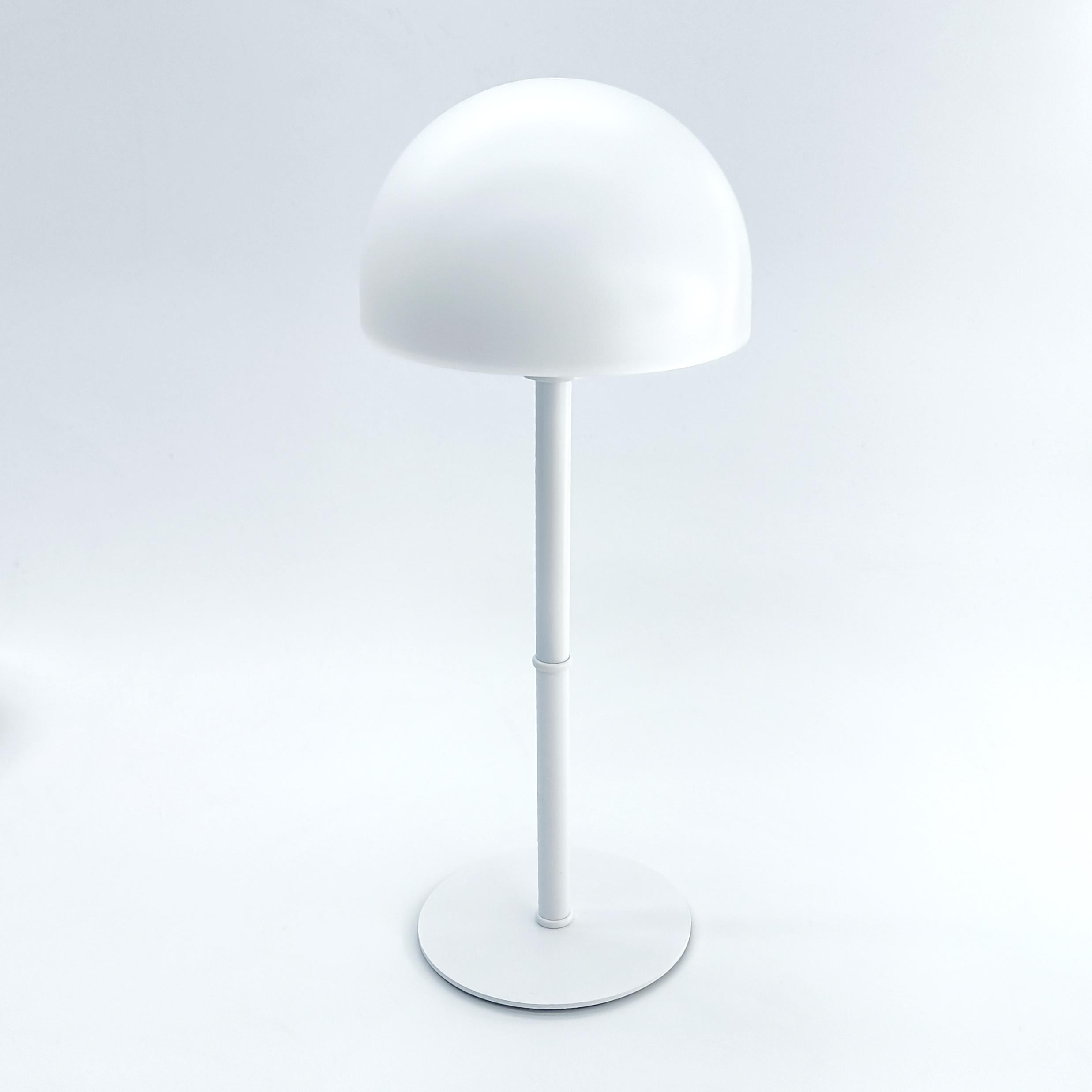 Настольная лампа светодиодная ESLLSE METEOR RGB 120x295 мм сенсорная с аккумулятором Белый (10669) Настольная лампа светодиодная ESLLSE METEOR RGB 120x295 мм сенсорная с аккумулятором Белый (10669)