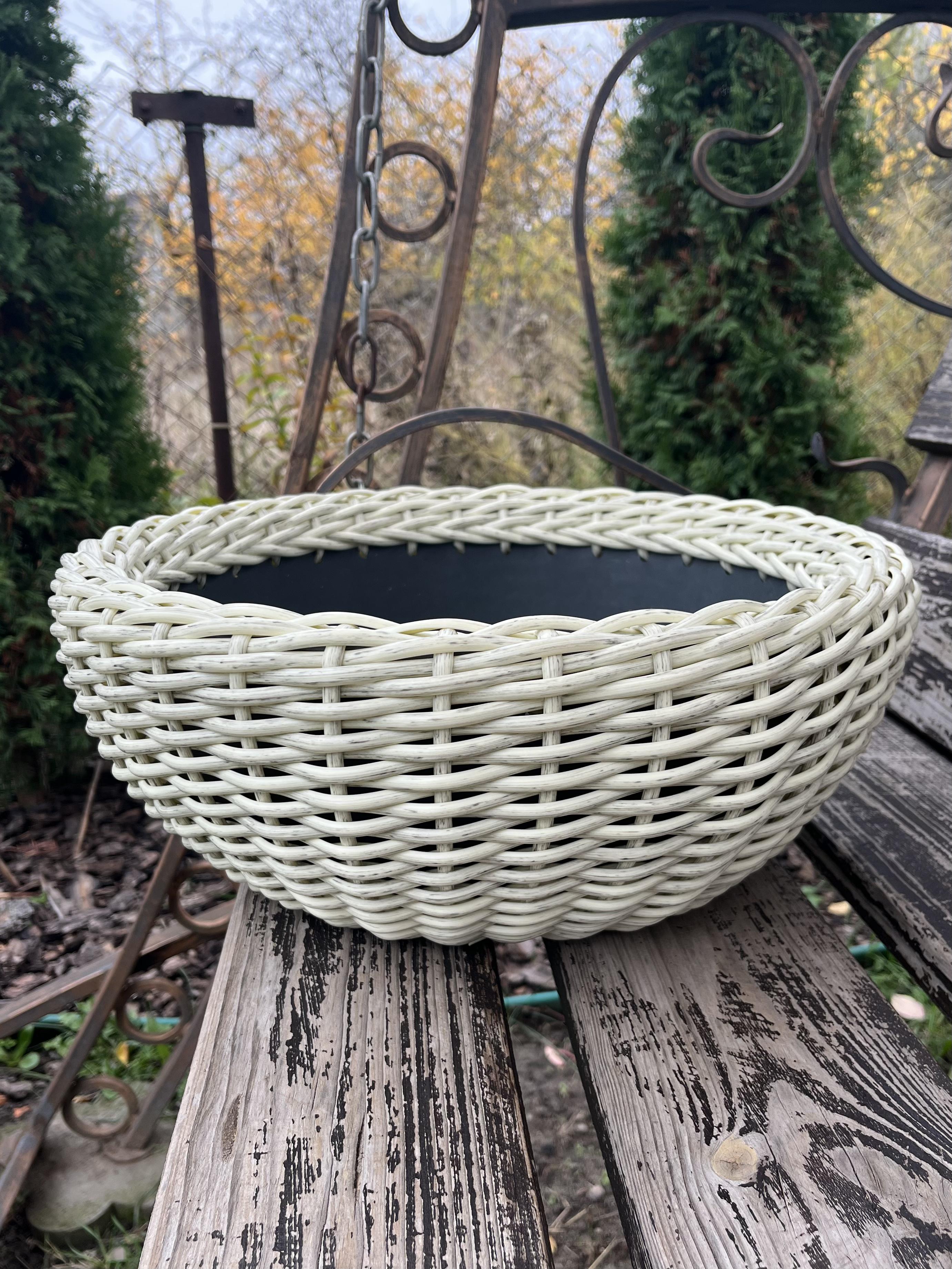 Кашпо-плошка для цветов из искусственного ротанга 12,5 л Слоновая кость (29888829) - фото 1