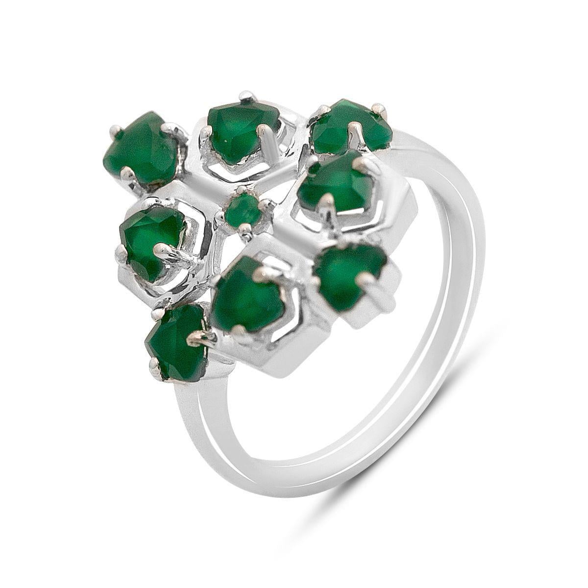 Кольцо серебряное с натуральным агатом и гранеными вставками. 18 Зеленый