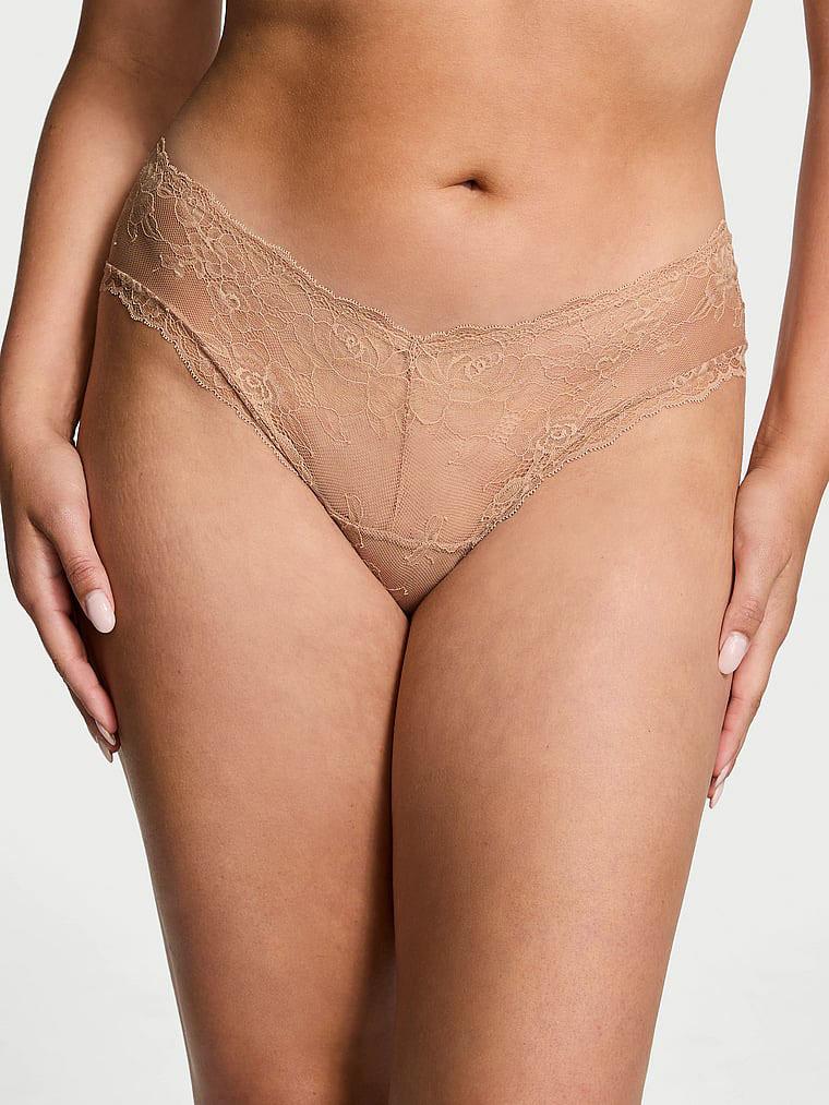 Трусики чики Victoria's Secret Very Sexy Lace High-Leg Cheeky Panty S Бежевый (27065415) Трусики чики Victoria's Secret Very Sexy Lace High-Leg Cheeky Panty S Бежевый (27065415)