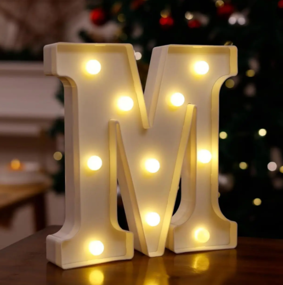 Літера з підсвіткою M об'ємна маленька 21x20 см Білий (553110/12) - фото 2 Літера з підсвіткою M об'ємна маленька 21x20 см Білий (553110/12) - фото 2