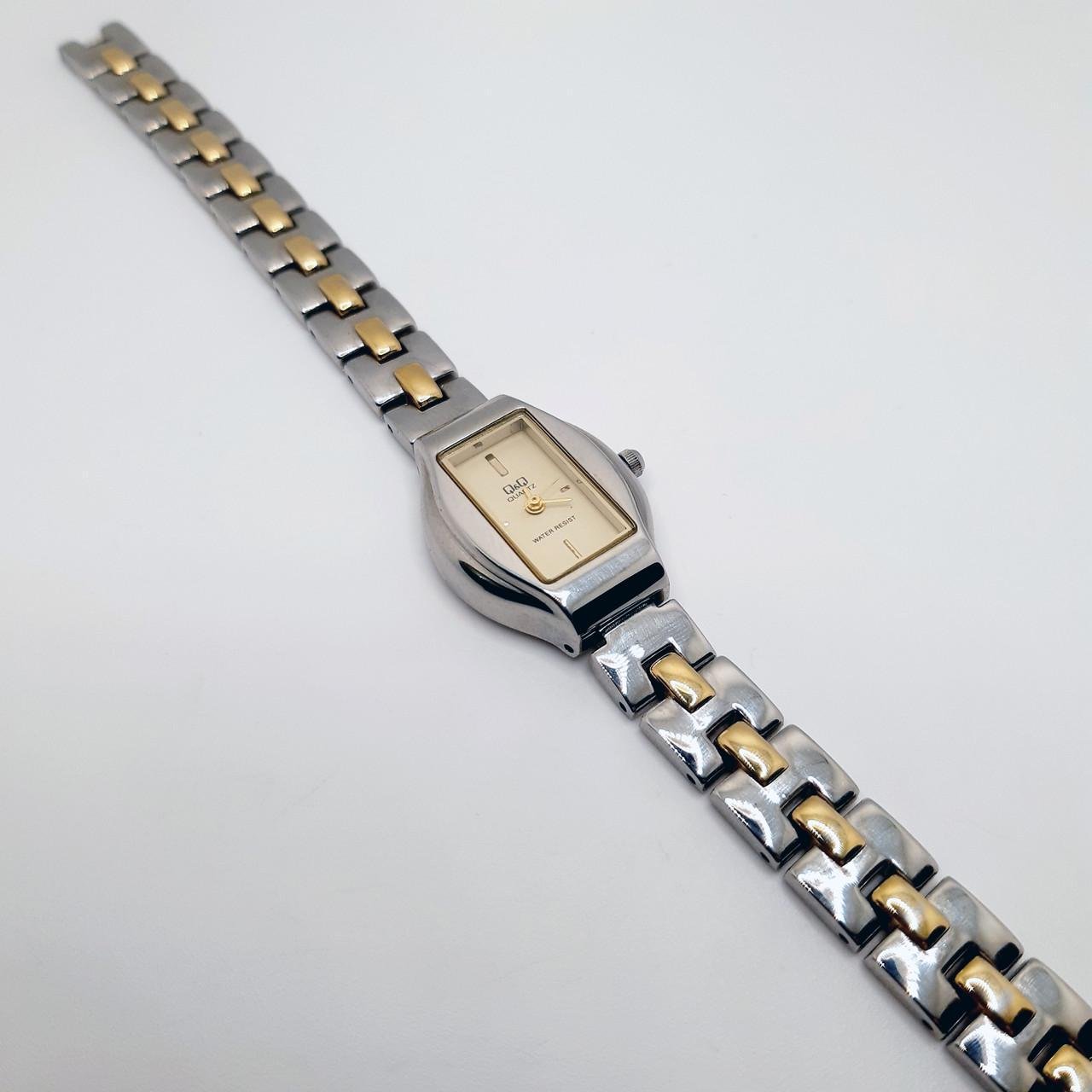 Наручные часы Q&Q женские кварцевые металлический ремешок (G653-400) - фото 3 Наручные часы Q&Q женские кварцевые металлический ремешок (G653-400) - фото 3