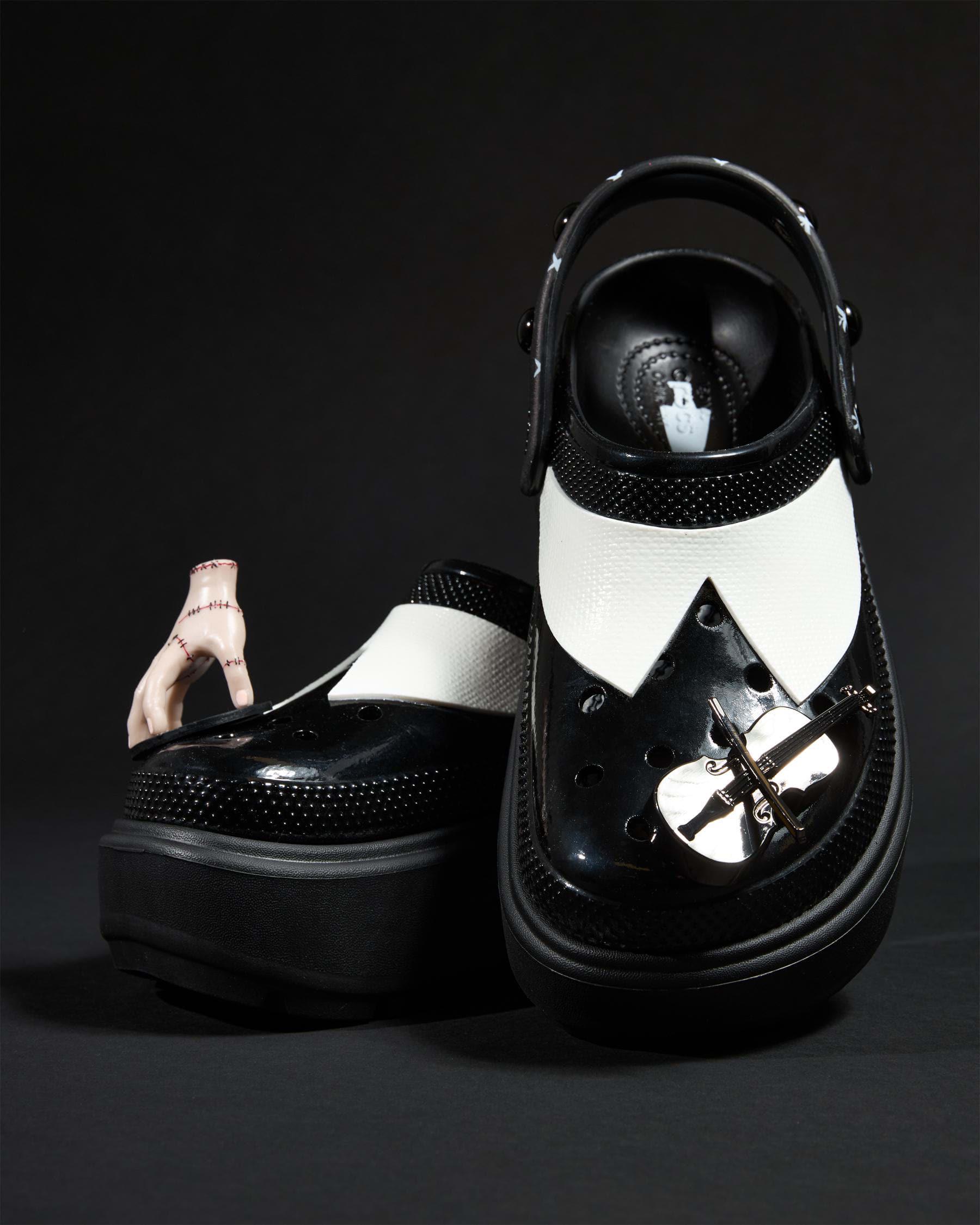 ᐉ Сабо Crocs Wednesday Stomp р. 37-38 Black (26644937) • Купить в
