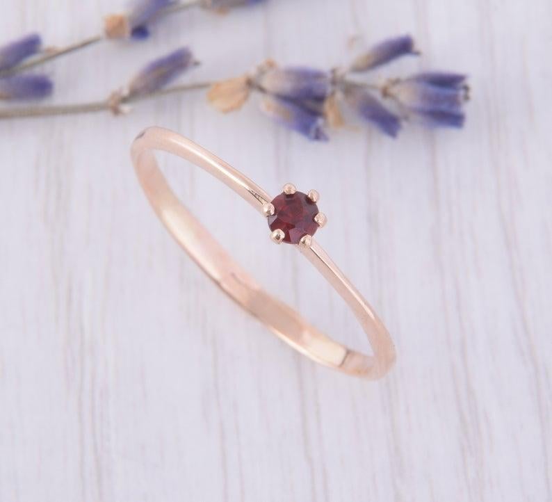 Кільце з червоного золота з гранатом (2248180367)