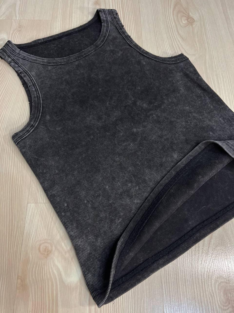 Женская майка AN 2733 в рубчик с порезанными швами OS Черный (26794582) - фото 6 Женская майка AN 2733 в рубчик с порезанными швами OS Черный (26794582) - фото 6