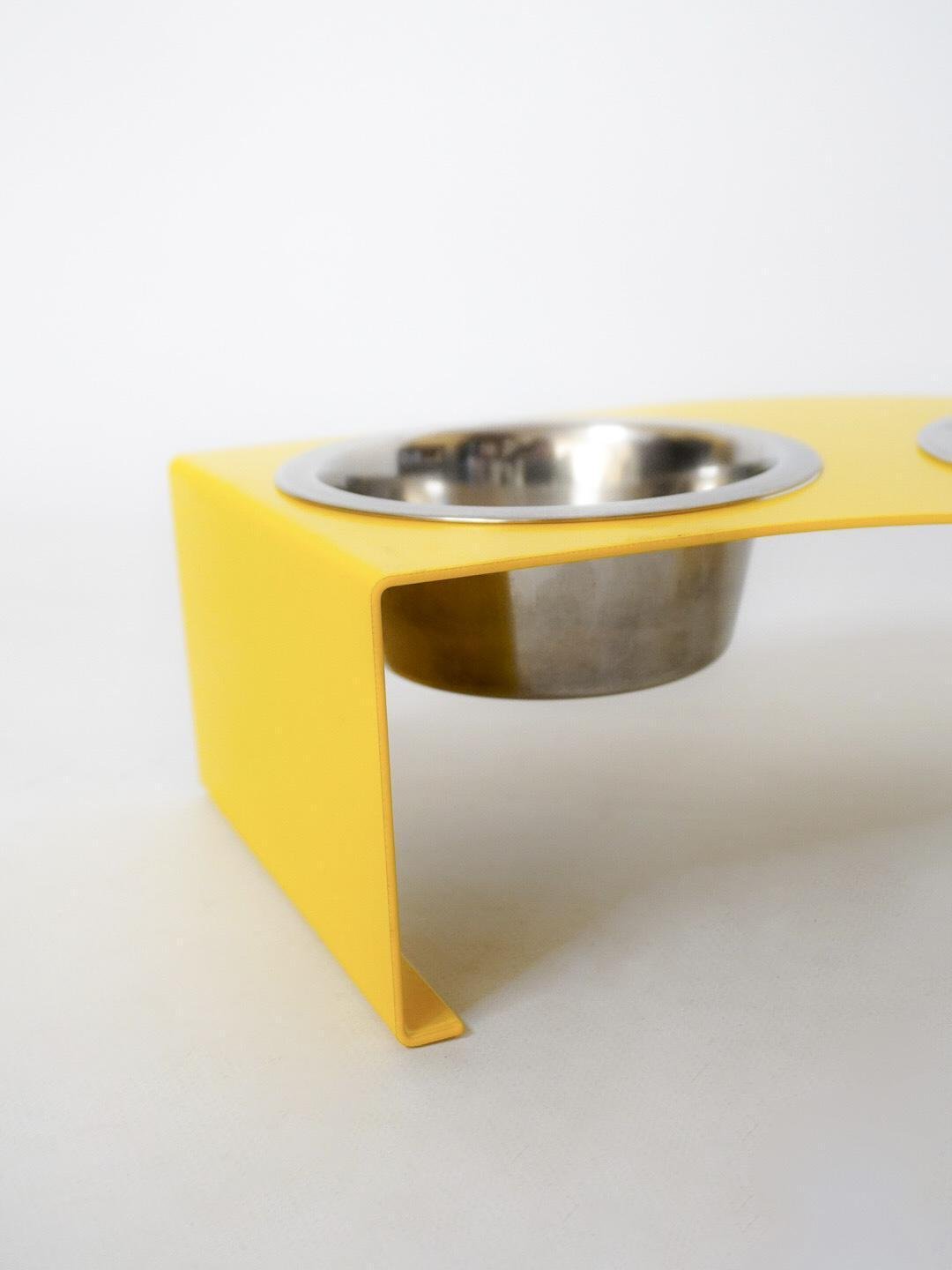Кормушка Pet table для кошек на 2 миски металл 80 мм 0,45 л Желтый (1024578к) - фото 5 Кормушка Pet table для кошек на 2 миски металл 80 мм 0,45 л Желтый (1024578к) - фото 5