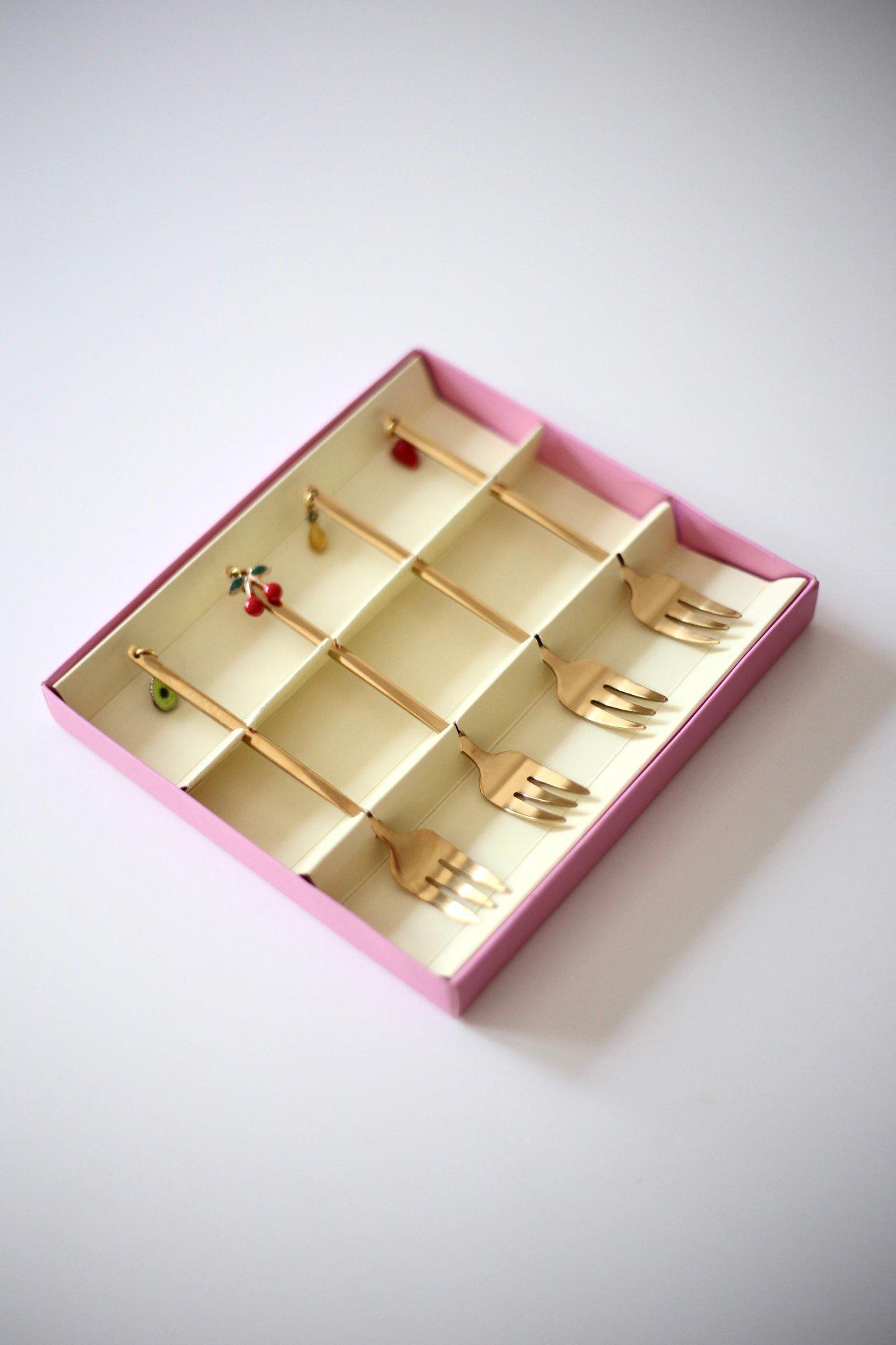 Набор десертных вилок с подвесками 4 пр. Золотистый (00000010191) - фото 3 Набор десертных вилок с подвесками 4 пр. Золотистый (00000010191) - фото 3