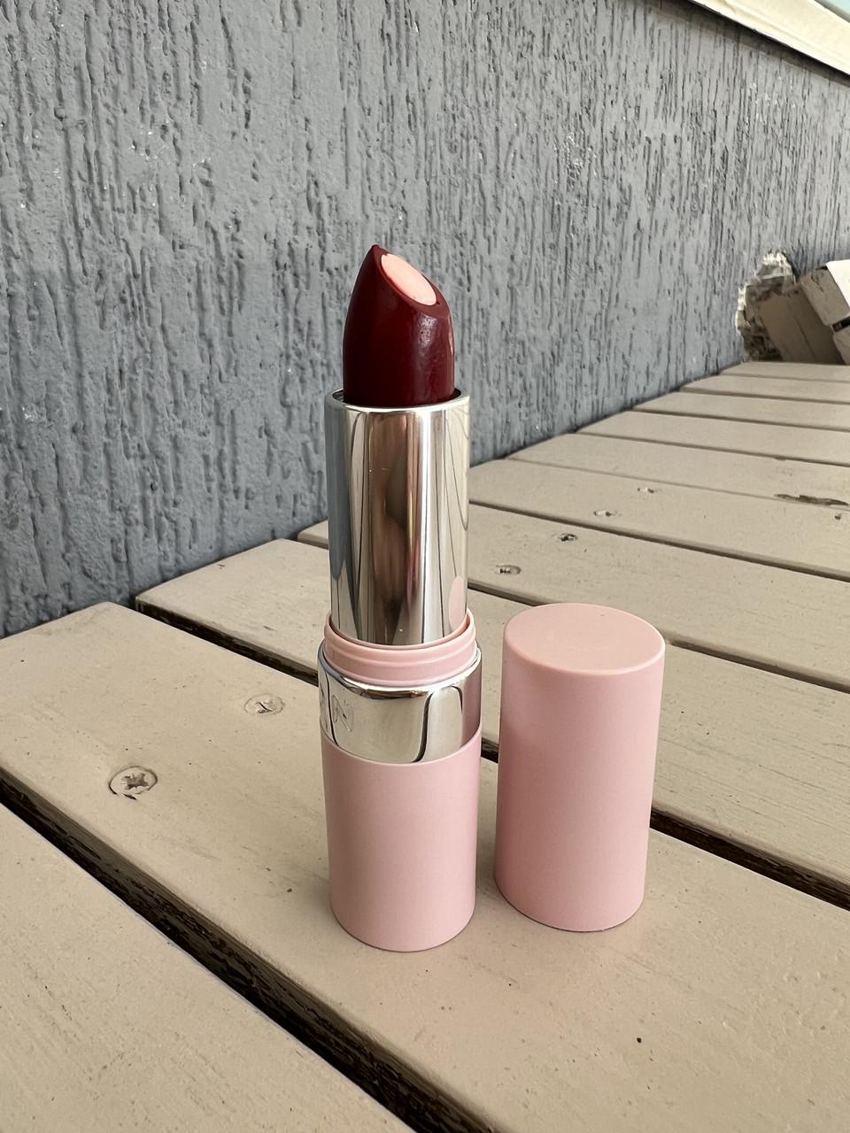 Помада губная матовая Avon Супер Увлажнение Гранатовый (29008181) - фото 2 Помада губная матовая Avon Супер Увлажнение Гранатовый (29008181) - фото 2