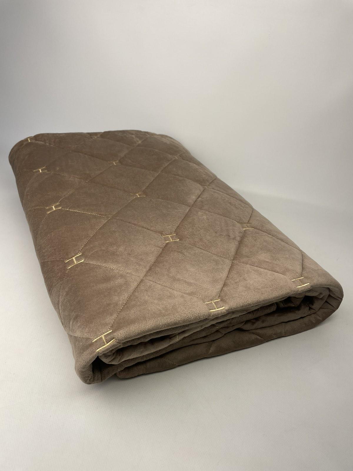 Покривало велюрове AN 16-40 150x230 см Капучино (CN37603) - фото 1 Покривало велюрове AN 16-40 150x230 см Капучино (CN37603) - фото 1