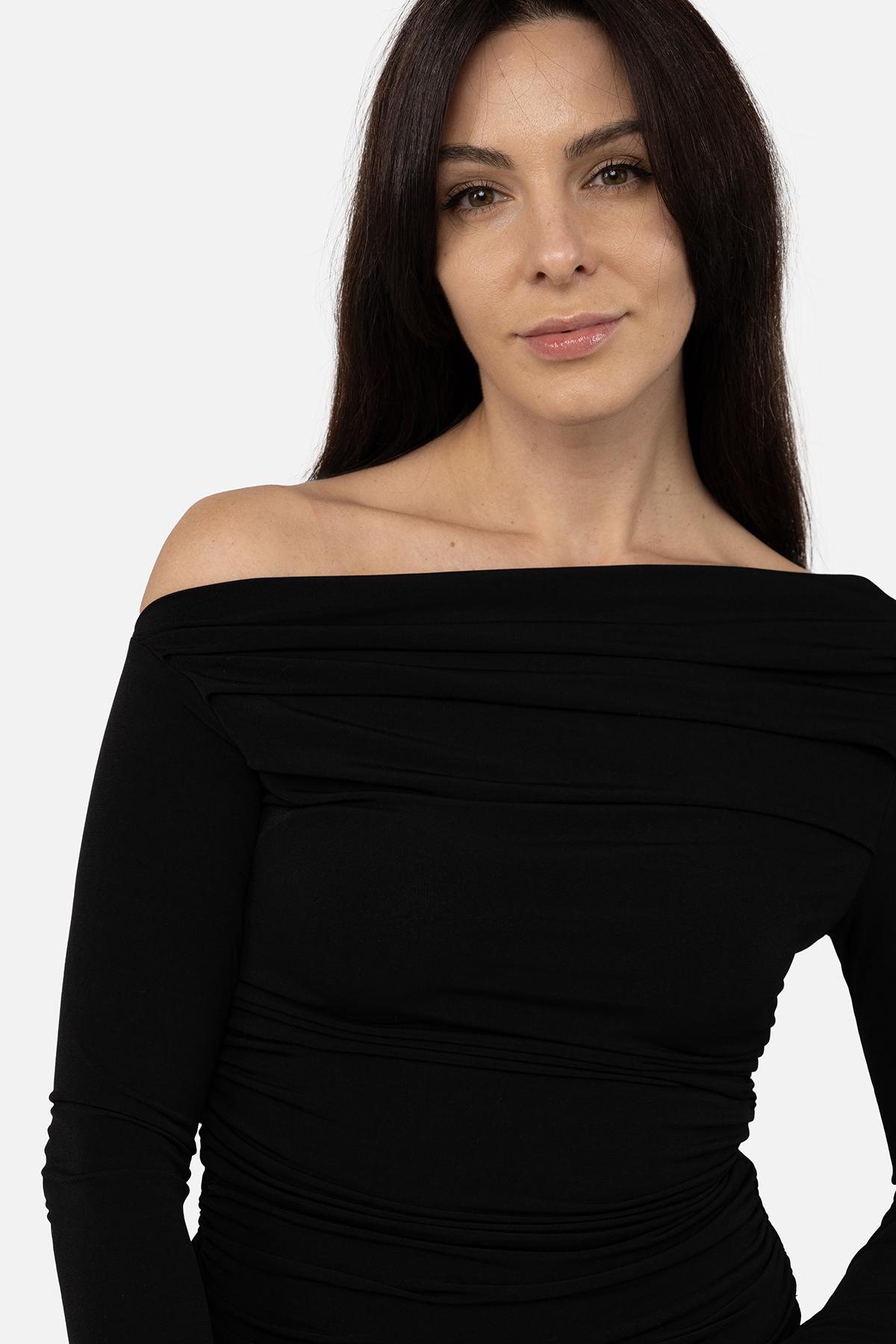 Джемпер жіночий з довгим рукавом ЦБ-00268961 р. 46 Чорний (SKT001042100) - фото 3 Джемпер жіночий з довгим рукавом ЦБ-00268961 р. 46 Чорний (SKT001042100) - фото 3