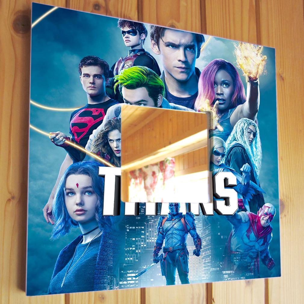 Зеркало декоративное "Титаны" DC Comics 260х260 мм (M04349)