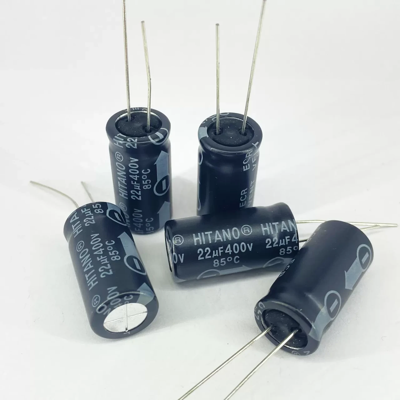 Конденсаторы электролитические HITANO 22 мкф 400V 13x26 мм 85 °C (1947114412)