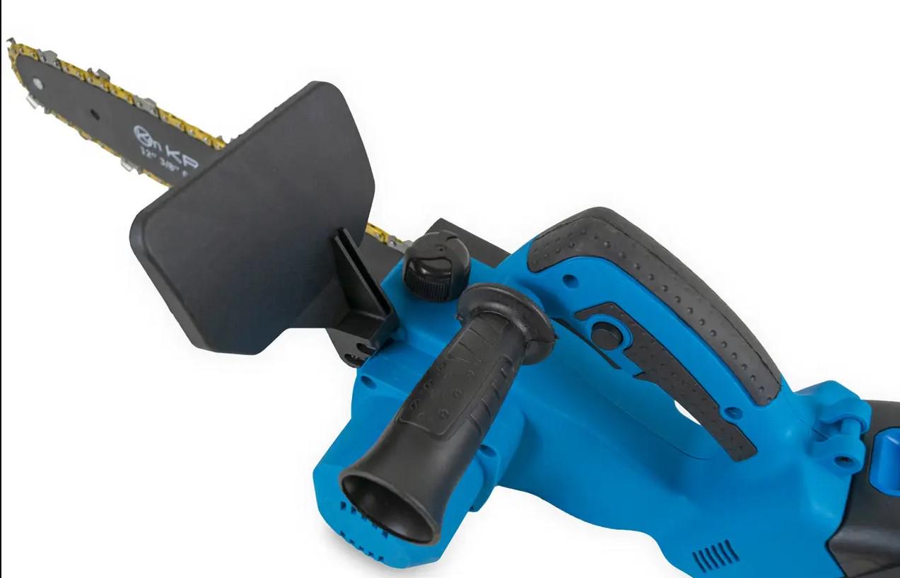 Пила цепная аккумуляторная KRAISSMANN 3055 AKS-BL 20/2 в кейсе разъем М-1 (AKS-BL 20/2) - фото 2 Пила цепная аккумуляторная KRAISSMANN 3055 AKS-BL 20/2 в кейсе разъем М-1 (AKS-BL 20/2) - фото 2