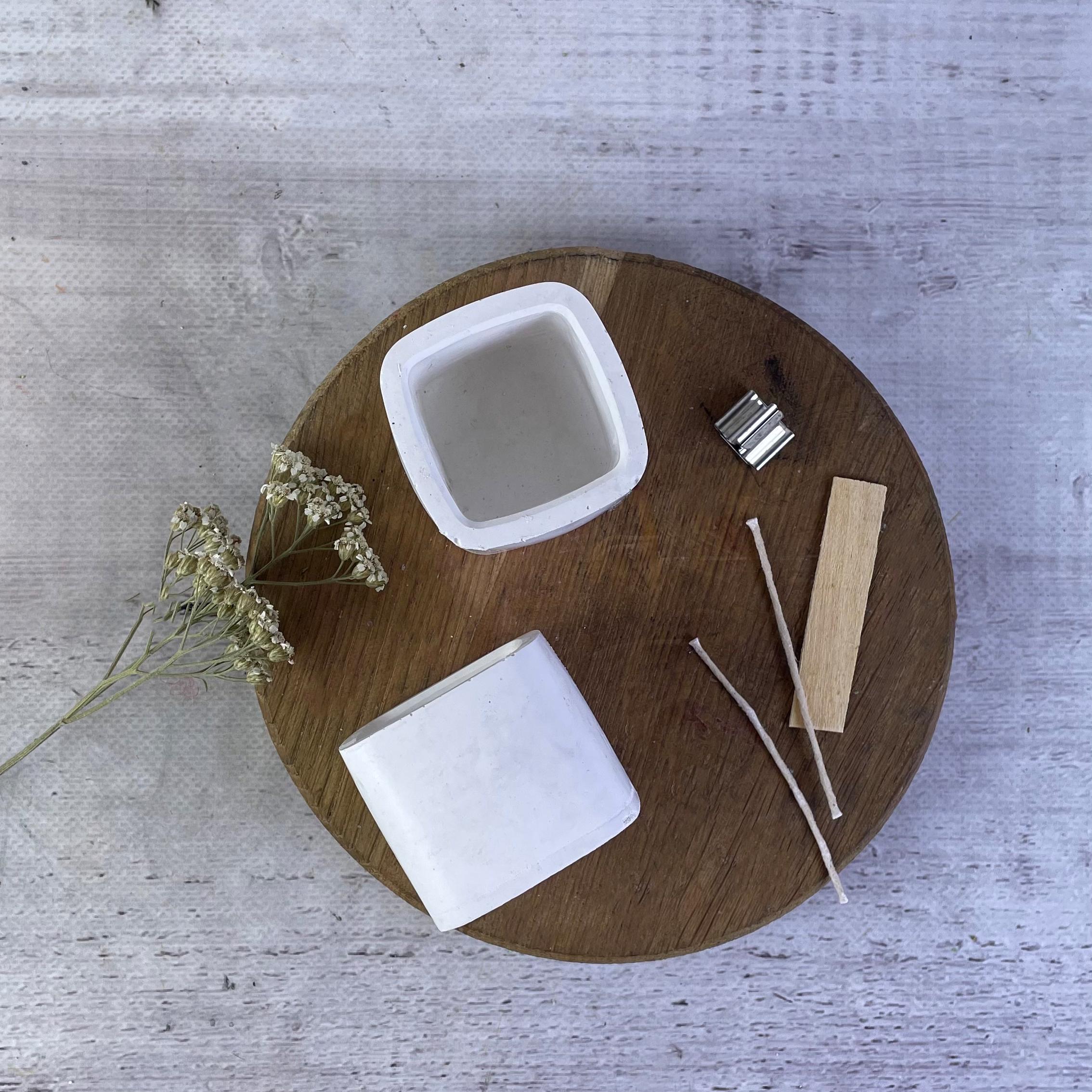 Свічник гіпсовий Білий - фото 3