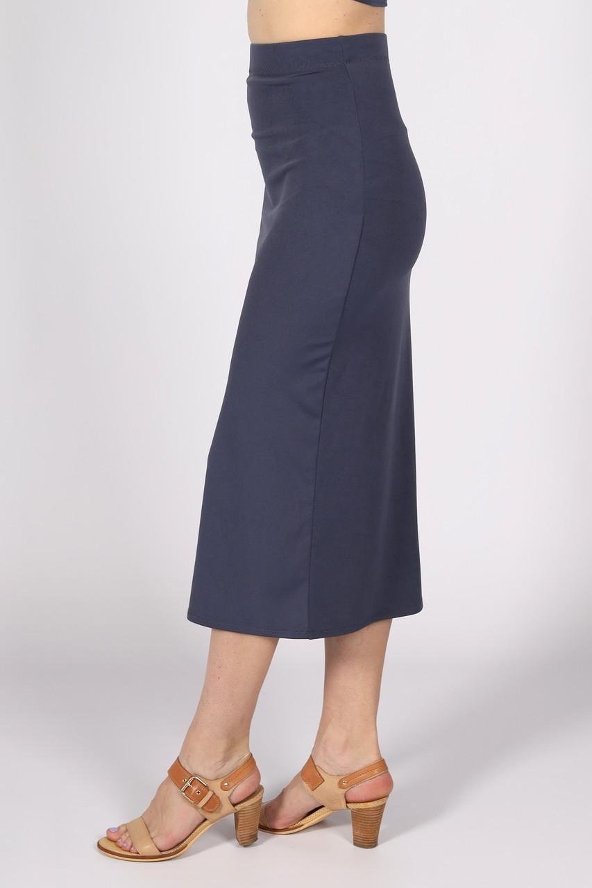 Спідниця міді жіноча нижче коліна трикотажна з розрізом збоку однотонна р. 52 Графітовий (2495211019) - фото 4 Спідниця міді жіноча нижче коліна трикотажна з розрізом збоку однотонна р. 52 Графітовий (2495211019) - фото 4