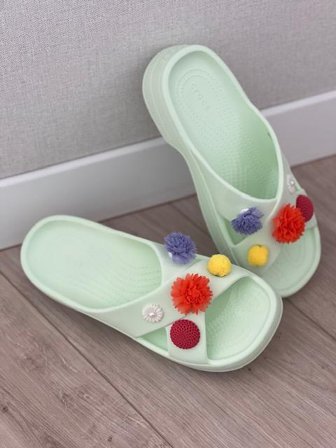 Шлепанцы Crocs Classic Wildflower Cross Strap р. 37-38 Jade Tint (27321239) - фото 7