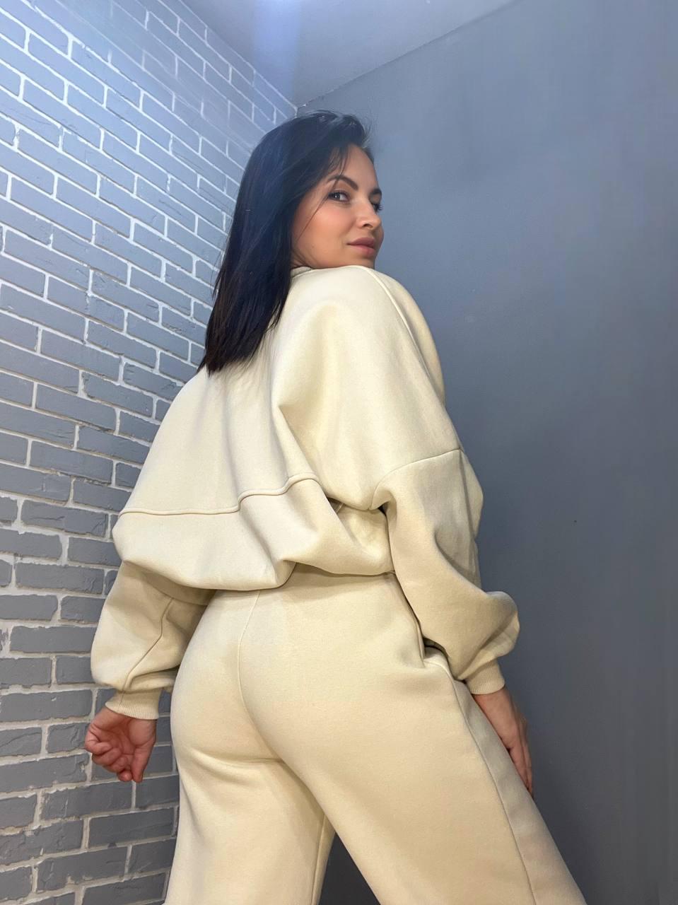 Костюм женский QUZEN 472-472 пилот брюки палаццо широкие флис S Светло-бежевый (786) - фото 3