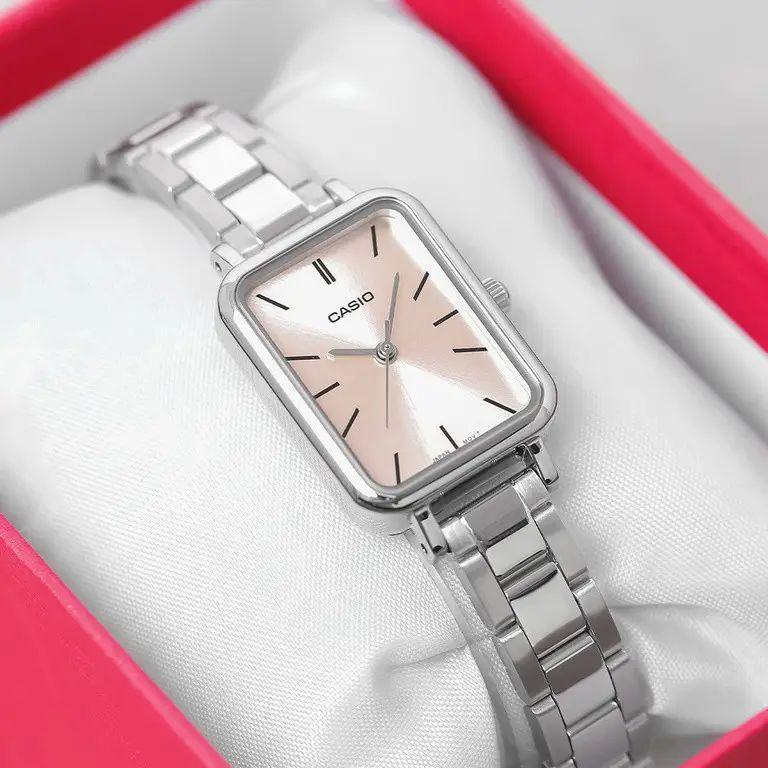 Наручний годинник жіночий Casio LTP-V009D-4E Срібний/Рожевий (2554482576) - фото 2