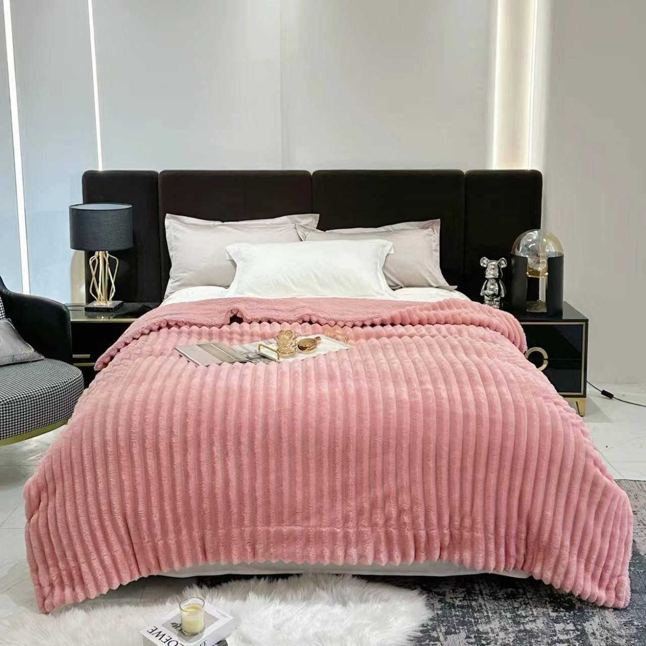 Плед на овчине Шарпей Королевская полоска 200x230 см Пудро-розовый (1740) - фото 4 Плед на овчине Шарпей Королевская полоска 200x230 см Пудро-розовый (1740) - фото 4