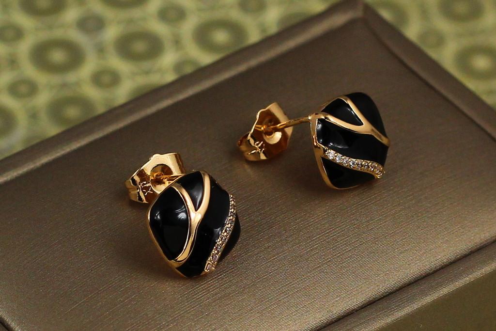 Серьги гвоздики Xuping Jewelry Руна 11 мм Золотистый (2476124977)