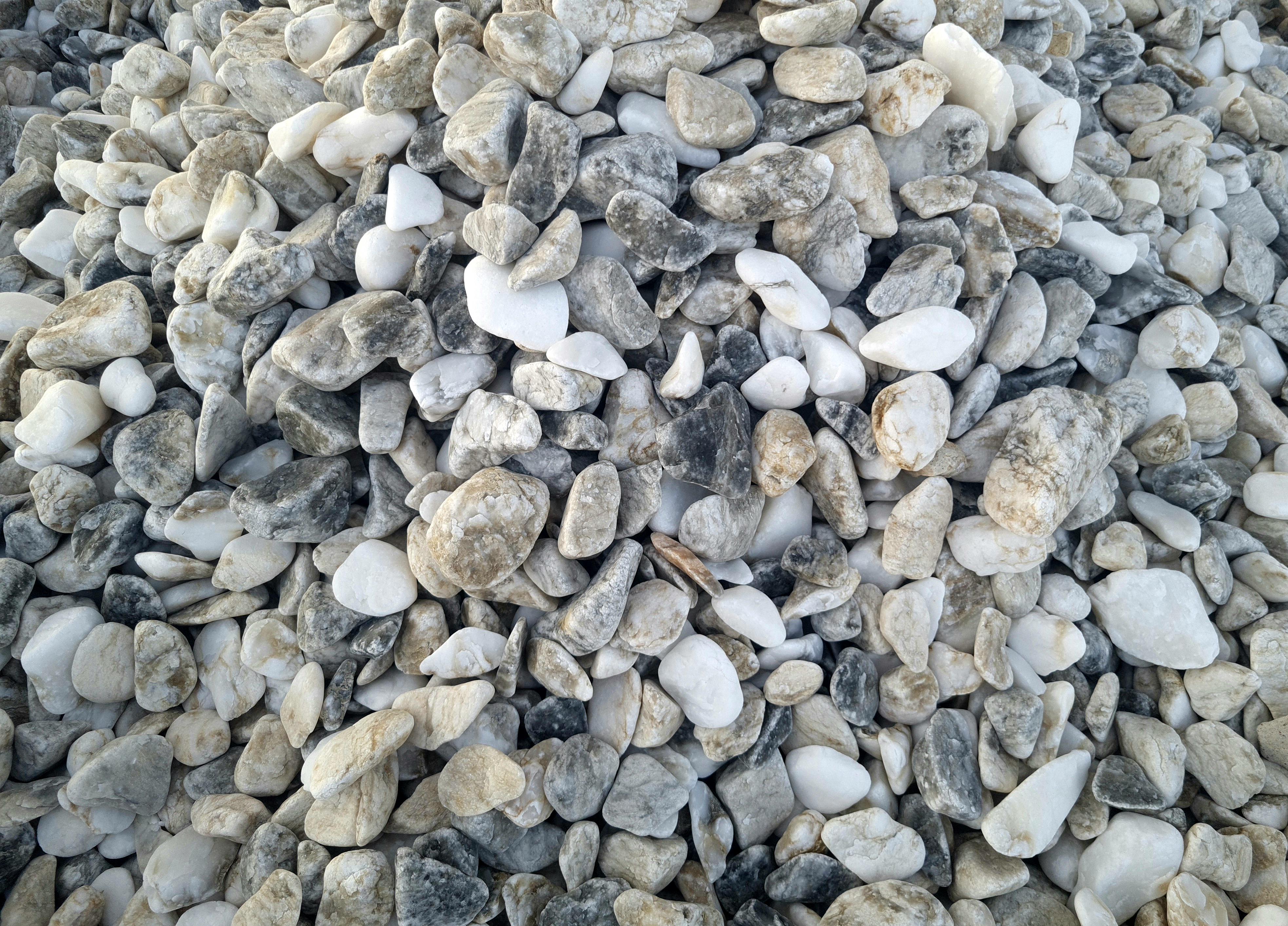 Галька з оніксу для пам'ятників та ландшафту STONELAK Chameleon фр. 1-2 см 20 кг Multicolor - фото 2 Галька з оніксу для пам'ятників та ландшафту STONELAK Chameleon фр. 1-2 см 20 кг Multicolor - фото 2