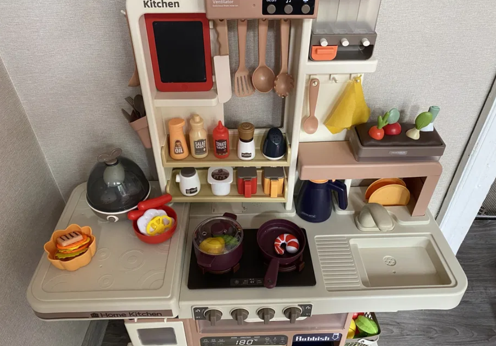 Детская игровая кухня интерактивная Limo Toy 889-231 с посудой и овощами музыкальная со светом/звуком и паром (2698148012) - фото 7 Детская игровая кухня интерактивная Limo Toy 889-231 с посудой и овощами музыкальная со светом/звуком и паром (2698148012) - фото 7