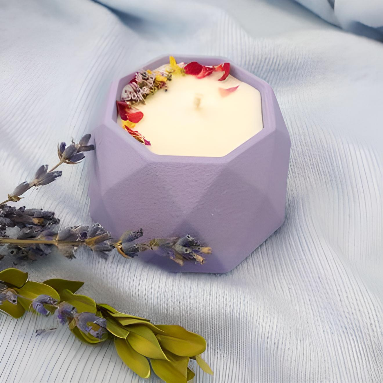 Свеча натуральная HandMade Цветок лаванды (131-90) Свеча натуральная HandMade Цветок лаванды (131-90)