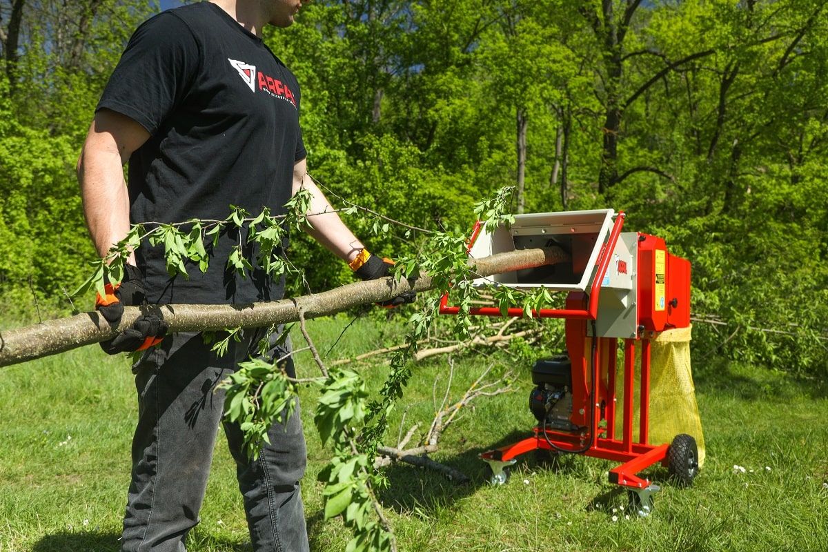 Подрібнювач гілок Arpal на шматки дров з бензиновим двигуном (АМ-80БД) - фото 3