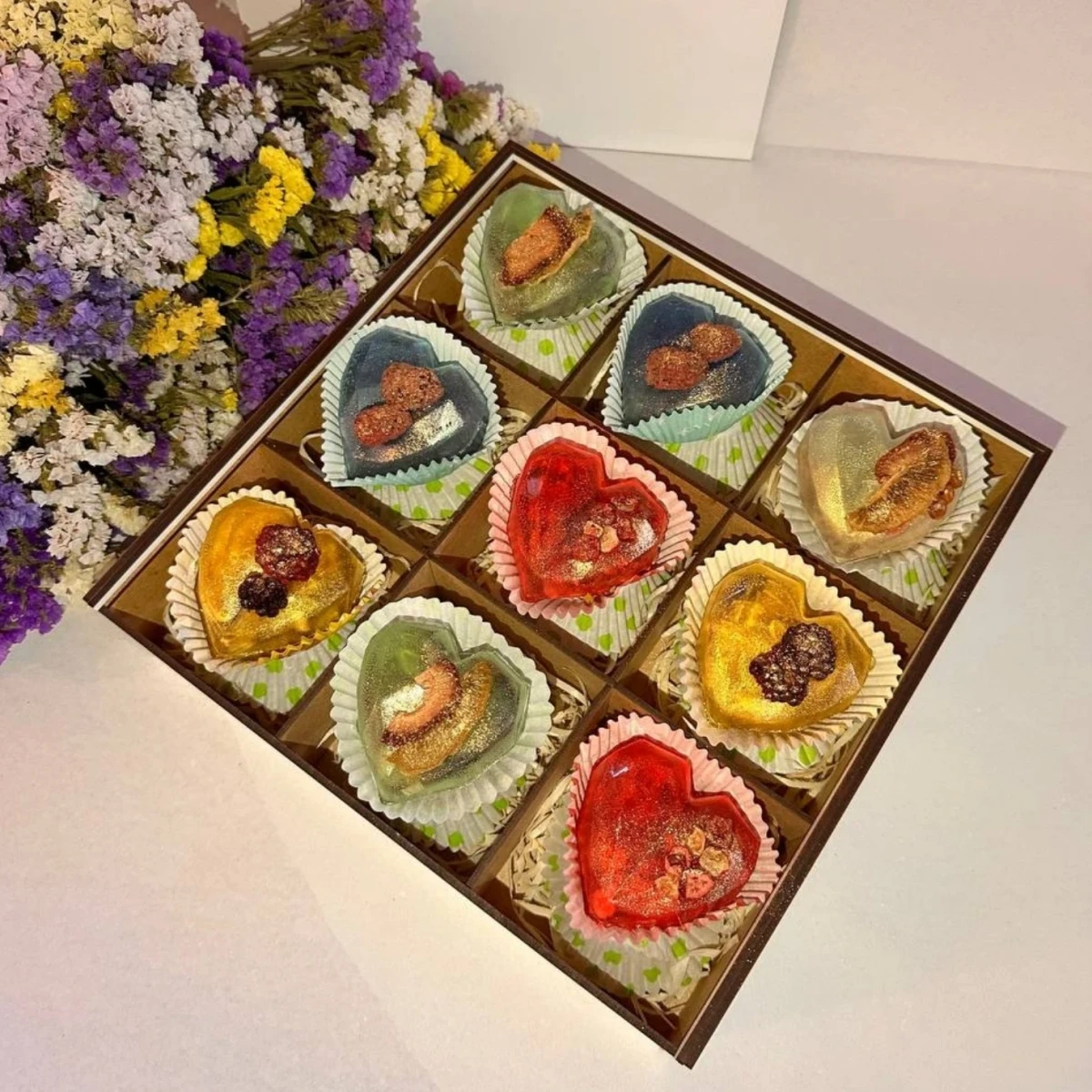 Подарунковий набір чайними бомбочками серцями 9 шт. в подарунковій упаковці (28678615) - фото 2 Подарунковий набір чайними бомбочками серцями 9 шт. в подарунковій упаковці (28678615) - фото 2