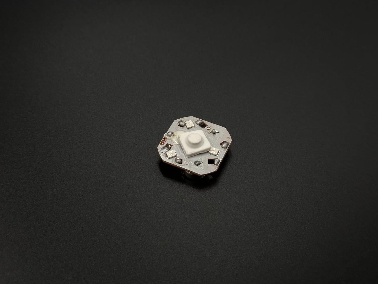 Світлодіоди на батарейках для іграшок на 3 лампочки 3 кольори світіння 25 х 25 мм Зелений/Синій/Червоний (AO-18)