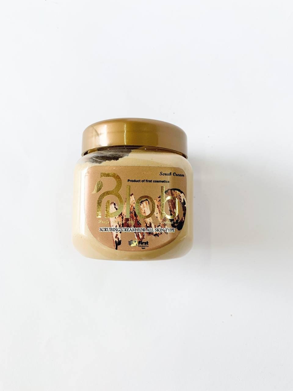 Скраб для тела с экстрактом глины Blob scrubing Cream