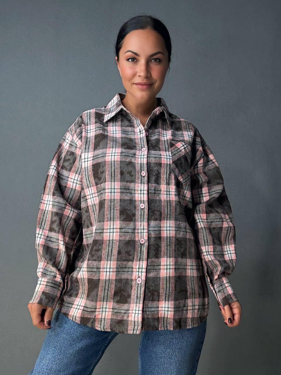 Рубашка женская YZY 7765 в клетку оверсайз широкая вареная OS Коричневый (4921)