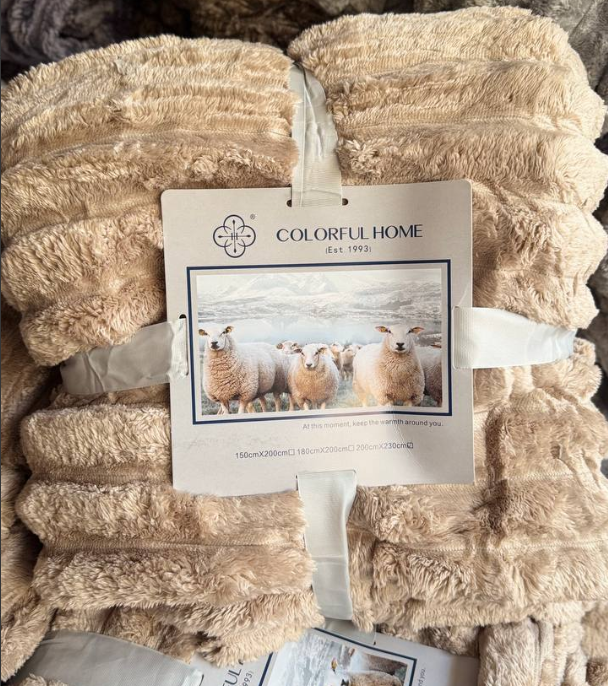 Покрывало двухстороннее на овчине 200х220 см Желтый