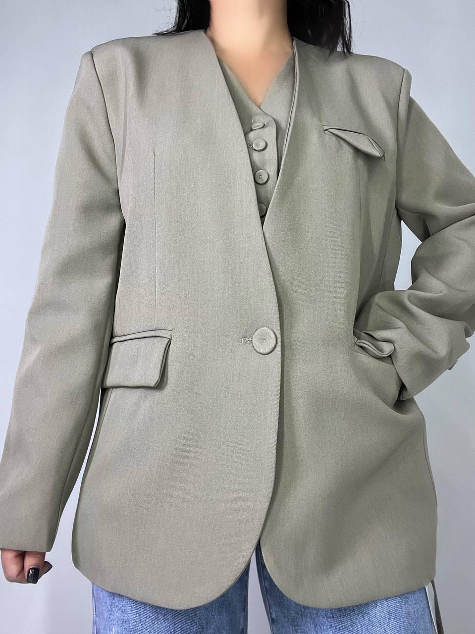 Піджак жіночий Qidian 9329 двійка імітація жилетки вільний широкий крій OS Бежевий (3770) - фото 4