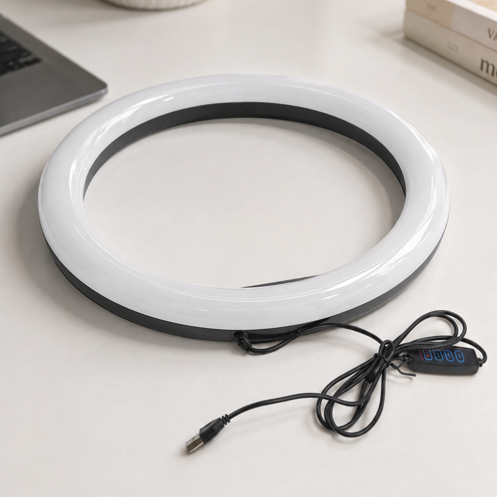 Кольцевая лампа Soft Ring Light LED Rl14 36 см с тремя креплениями для телефона Кольцевая лампа Soft Ring Light LED Rl14 36 см с тремя креплениями для телефона