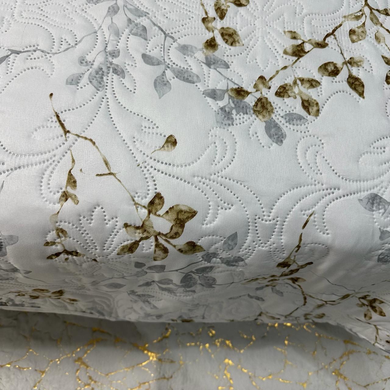 Набір покривало стьобане з квітковим принтом 200x230 см/2 наволочки 50x70 см Молочний (28710433) - фото 8 Набір покривало стьобане з квітковим принтом 200x230 см/2 наволочки 50x70 см Молочний (28710433) - фото 8