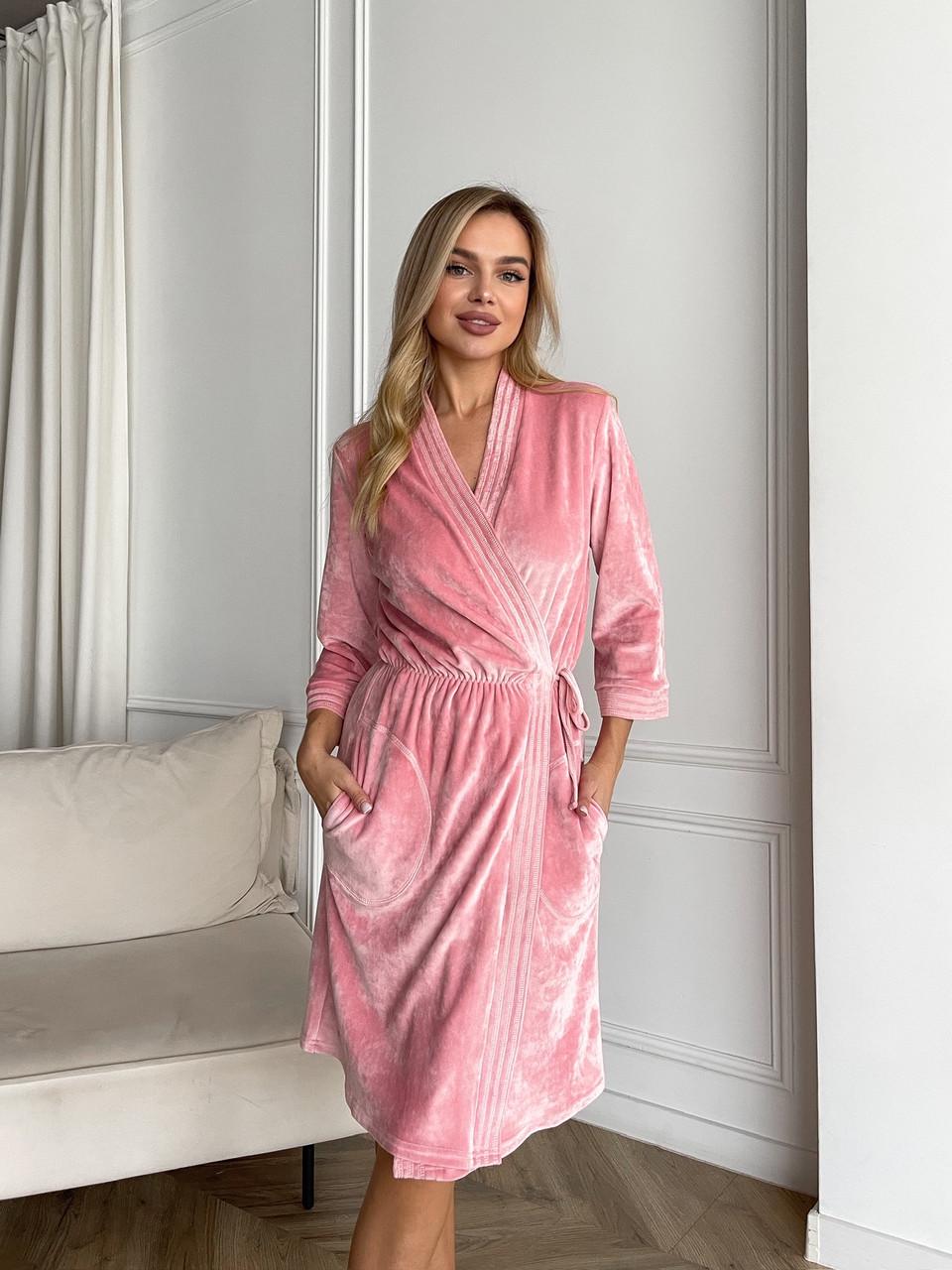 Халат женский Julia на запах с карманами по бокам велюровый L Розовый (ХВ2_1)