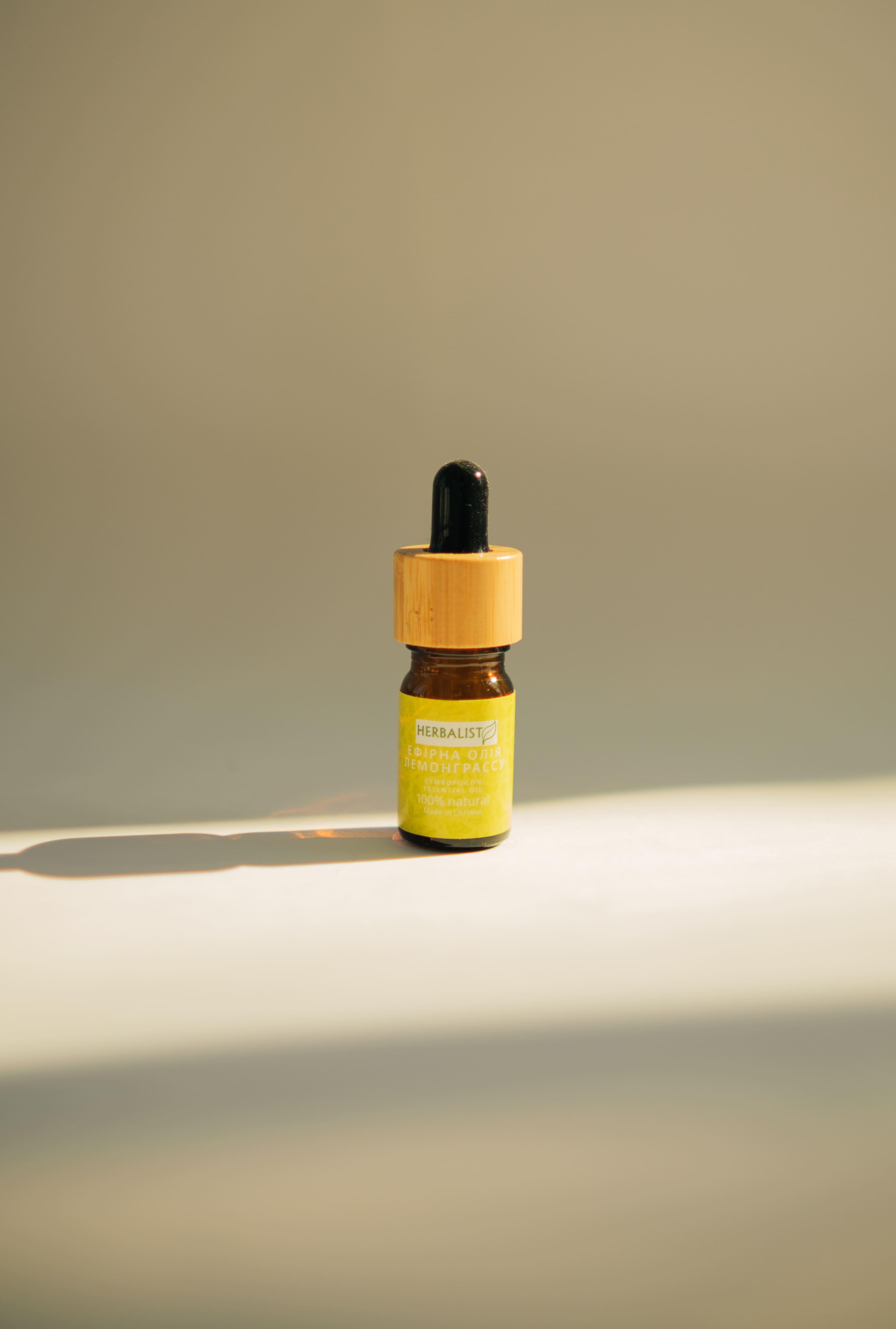 Ефірна олія лемонграсу HERBALIST 100% натуральний концентрат 5 мл (31022954) Ефірна олія лемонграсу HERBALIST 100% натуральний концентрат 5 мл (31022954)